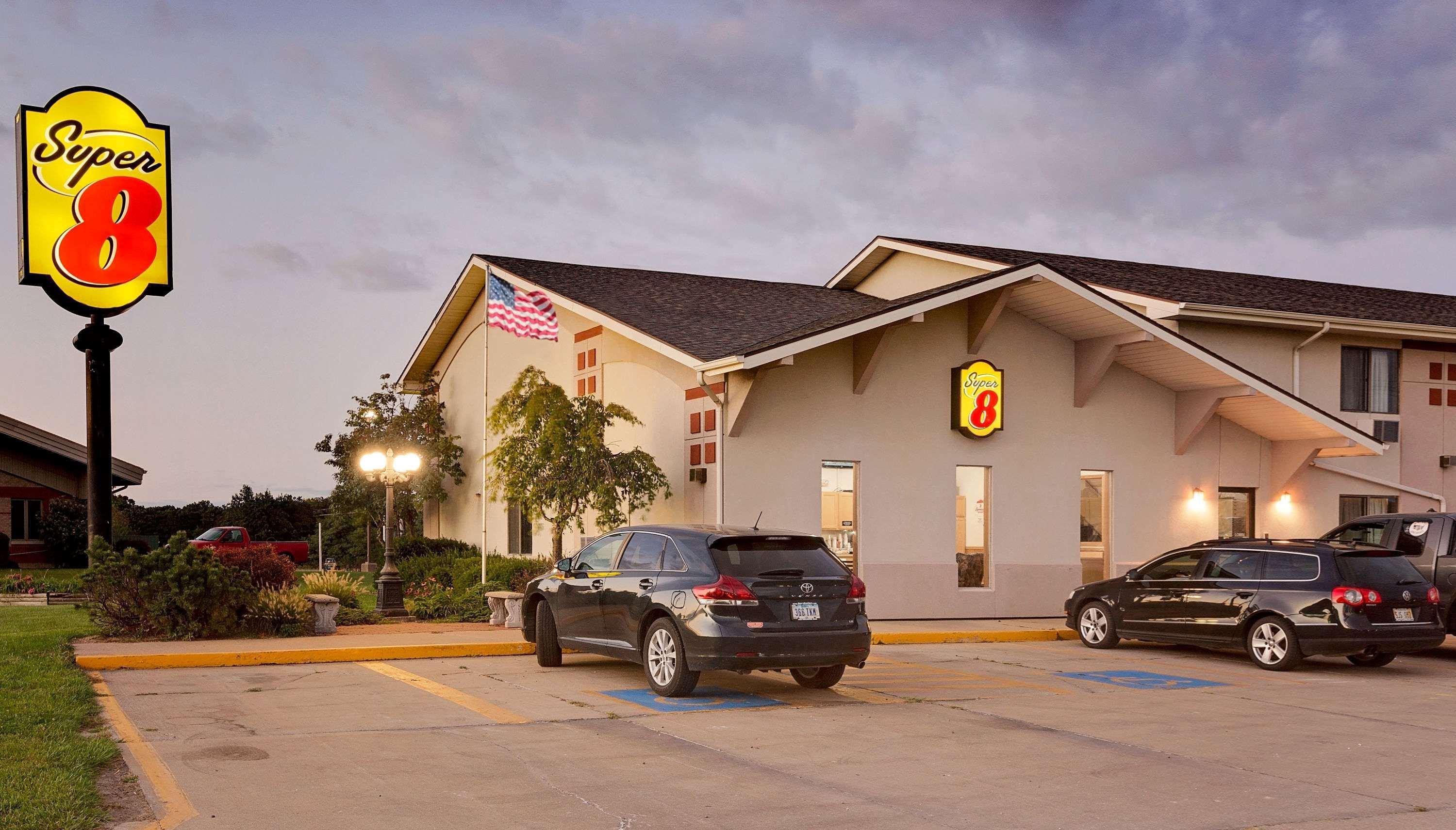 Hotel Super 8 By Wyndham Keokuk Exteriér fotografie